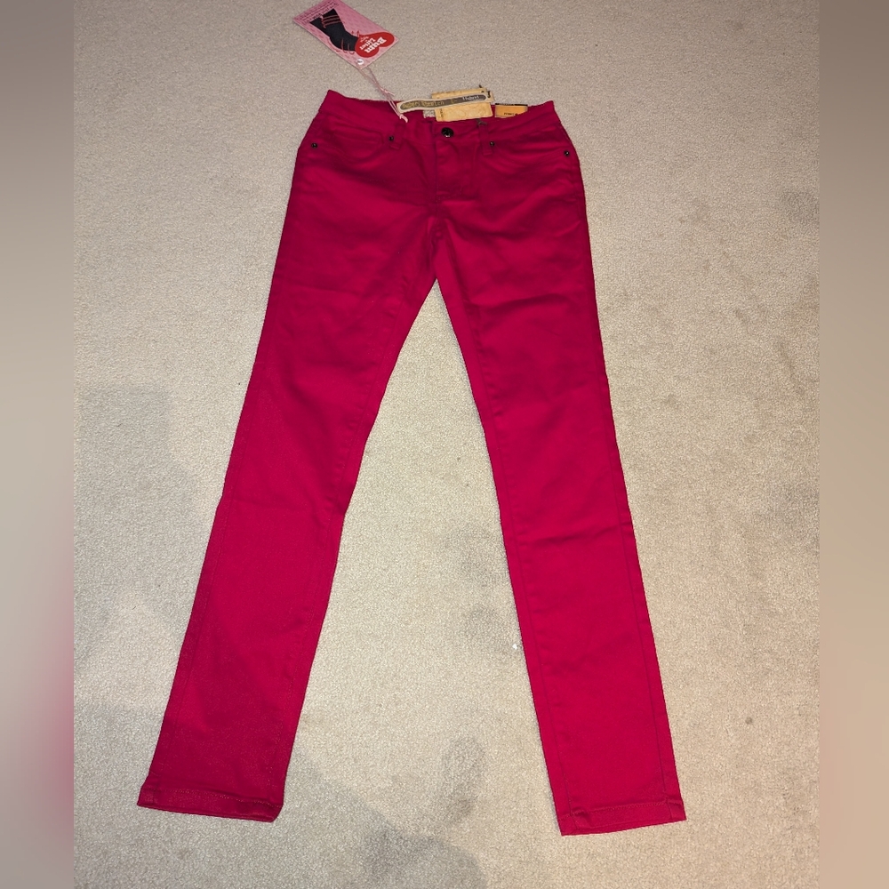 Nwt Hybrid & Company Bold Red Pants Sz 3 Short